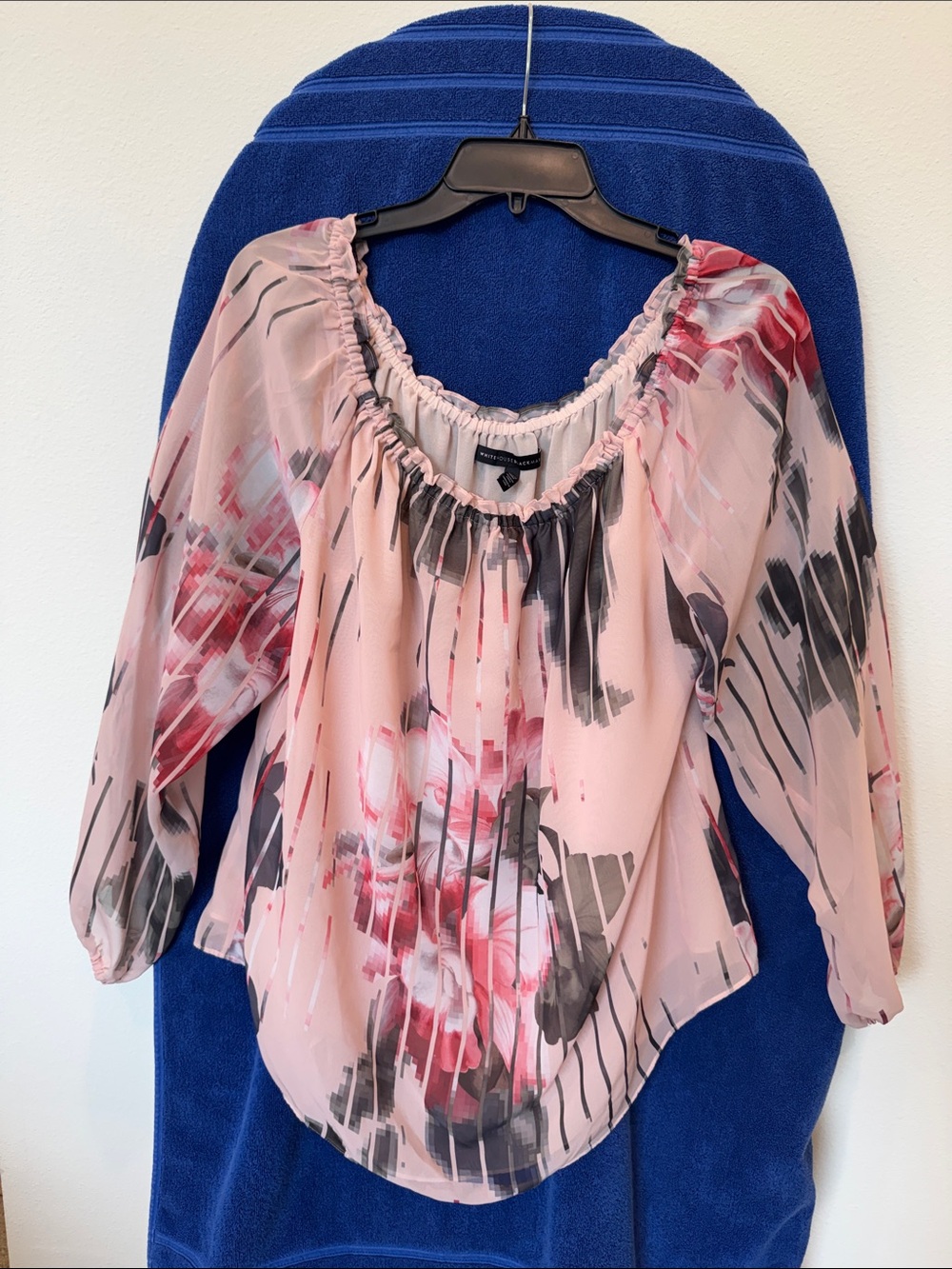 Express Pink Floral Off-Shoulder Blouse with Gray Accents